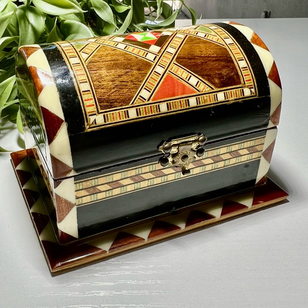 🦋 Hand Inlaid Vintage Wooden Jewelry Box from Spain 🦋